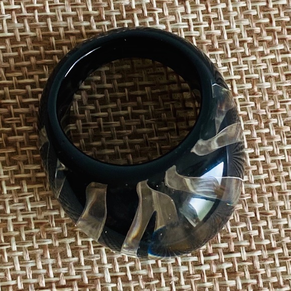 Folli Follie Signed Zebra Ring - Picture 3 of 9